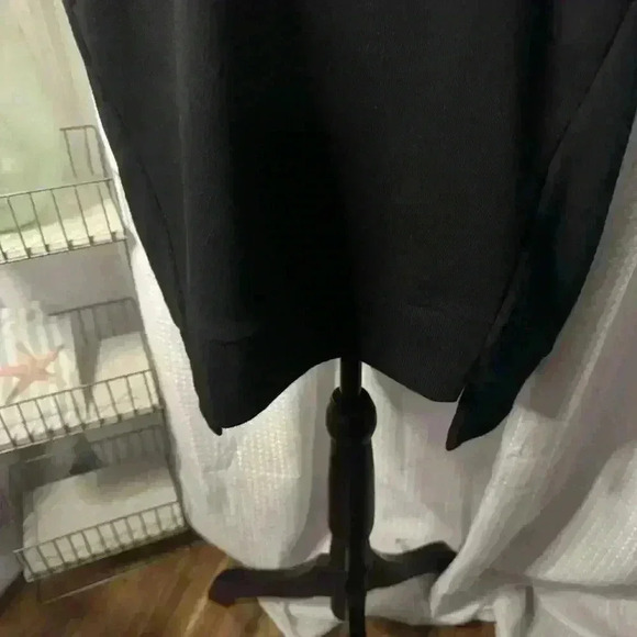 BCBG Maxazria Short Sleeve Sweater Dress Zipper Accent Medium - Picture 3 of 11